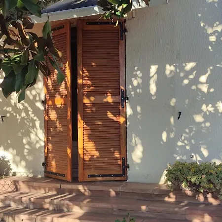 Maison T2 Climatisee Avec Petit Jardin Dans Impasse Calme Baillargues